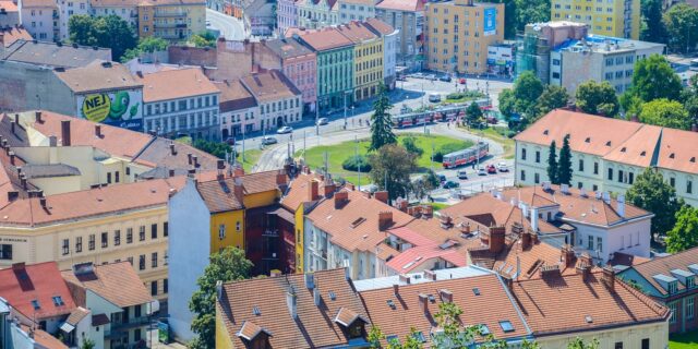 Obce hospodařily s rekordním přebytkem a snižovaly dluhy