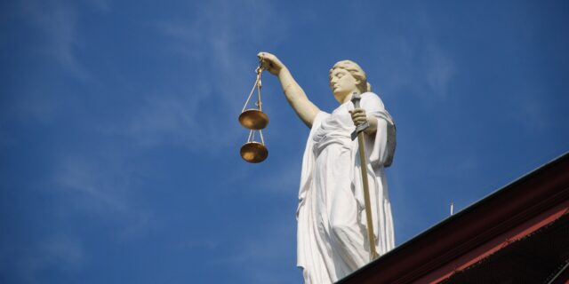 Recenze novely zákona o soudech a soudcích