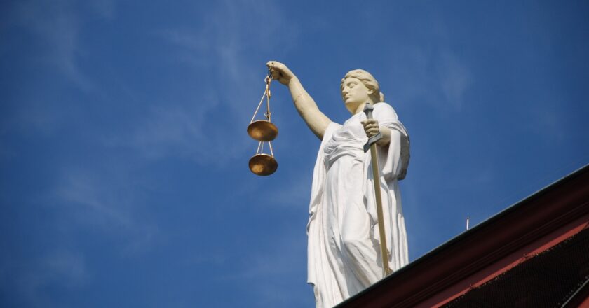 Recenze novely zákona o soudech a soudcích