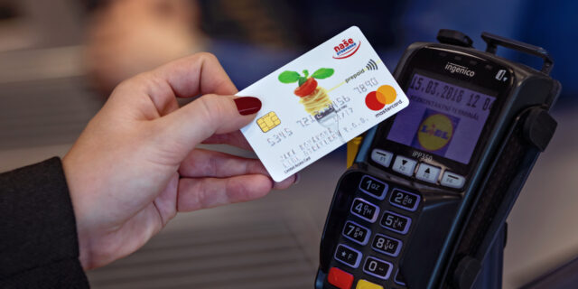 Platební karty budou virtuální, v mobilech nebo hodinkách (II)