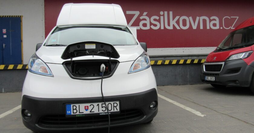 Zásilkovna testovala dodávku Nissan na elektrický pohon