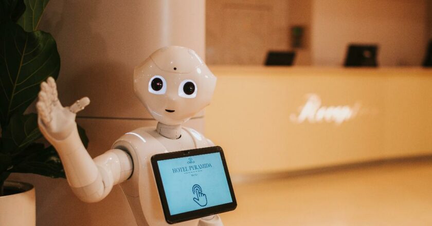 Novým zaměstnancem hotelové sítě se stal robot Pepper