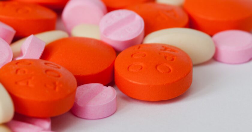 Zentiva v reakci na pandemii posiluje výrobu paracetamolu a ibuprofenu