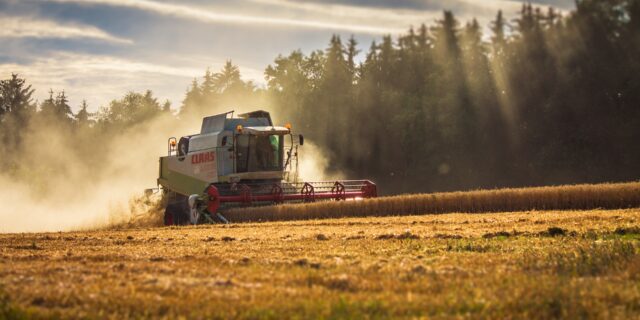 CETA: Evropské dotace a regulace: Dvojsečná zbraň českého zemědělství