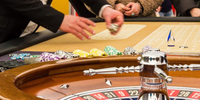 Polemika: Jak se v Praze daří politikům regulovat hazard?