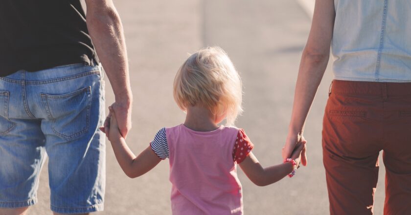 Péče o děti po rozvodu a související právní otázky