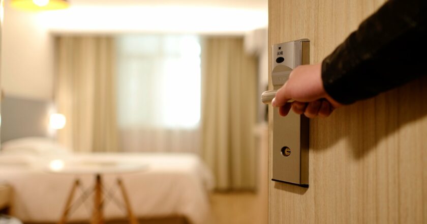 Analýza CBRE: Hotelový trh je těžce zkoušen pandemií. Jaké jsou jeho vyhlídky?