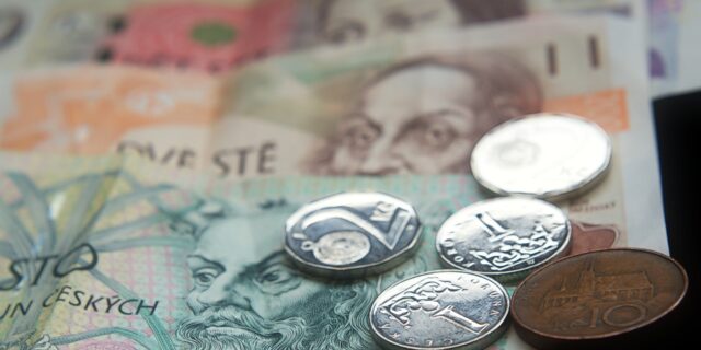 Finanční správa vyplatila OSVČ kompenzační bonus dvacet dva miliard korun