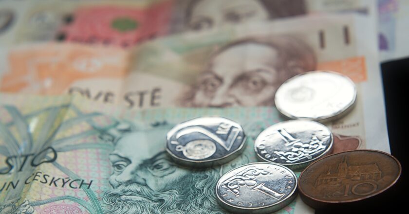 Finanční správa vyplatila OSVČ kompenzační bonus dvacet dva miliard korun