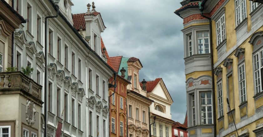 Nových bytů se letos v Praze prodalo zatím takřka o polovinu více než loni