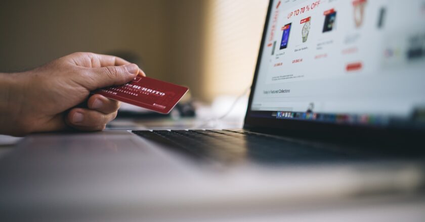 V online platbách chybují i největší evropské e‑shopy