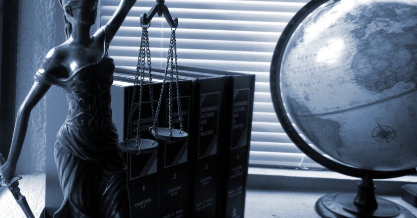 ČAK kritizuje trestní stíhání advokátů za poskytování právních služeb