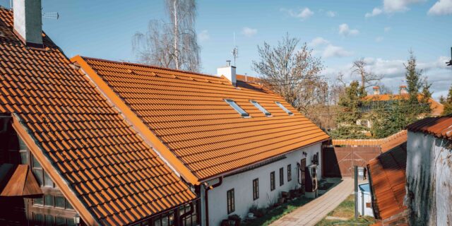 Domov pro Budoucnost: Pěstouni pod novou střechou 