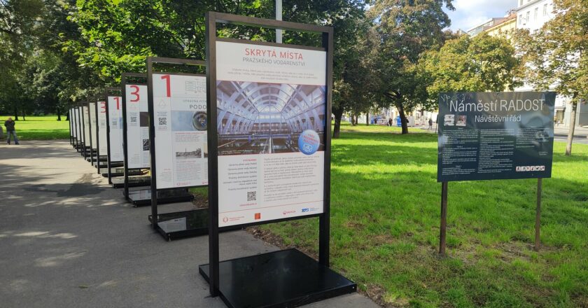 Výstava Skrytá místa pražského vodárenství zamířila do parku Radost