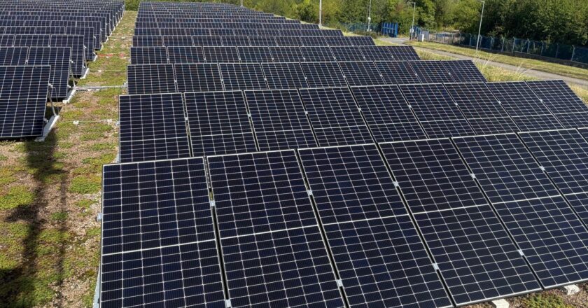 Pražská vodohospodářská společnost spustila fotovoltaickou elektrárnu na vodojemu Kopanina