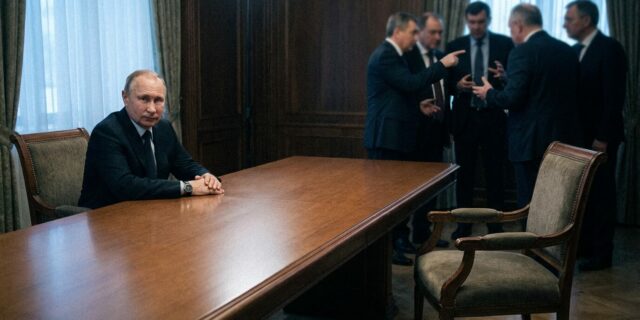 Brusel hledá svého muže na Putina. Ale koho a proč?