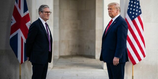 Ze spojence hrozbou: Británie a americké dilema