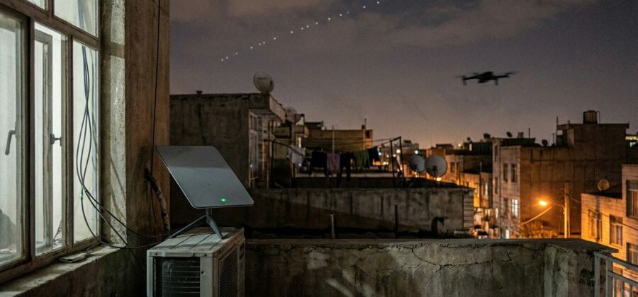 Starlink v Íránu: Satelitní internet jako zbraň proti cenzuře