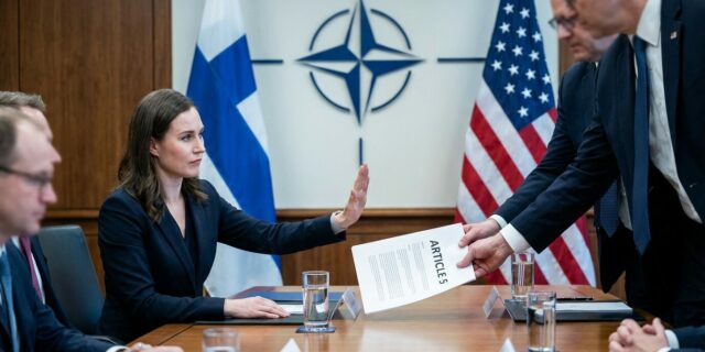 Finsko varuje USA: Neplýtvejte slovy o článku 5