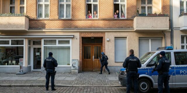 EU zpřísňuje migraci. Aktivisté mluví o kopírování ICE