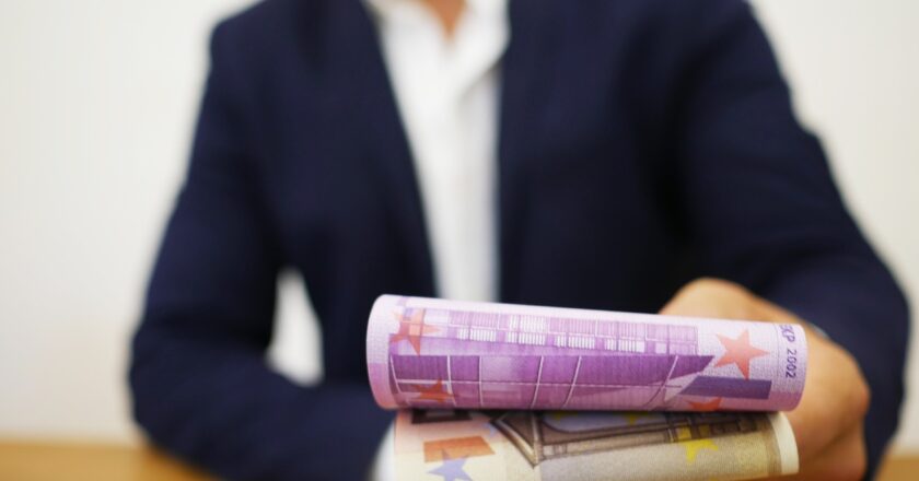 Exekutor u dveří: co může a co nesmí zabavit v roce 2026