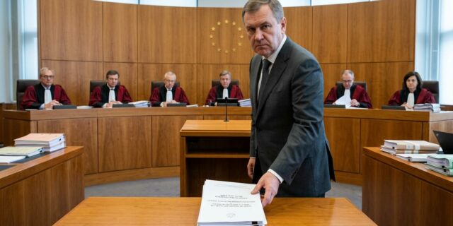 Kreml se odvážil žalovat. Ruská centrální banka táhne EU k soudu