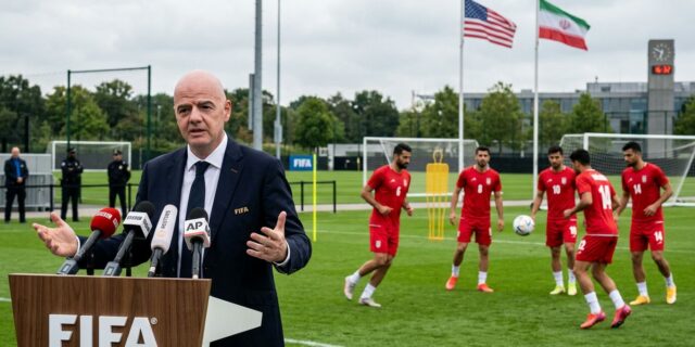 Fotbal uprostřed války: Trump nechce Írán na MS, FIFA na účasti trvá
