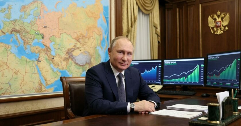 Tusk varuje: Válka na Blízkém východě hraje do karet Putinovi