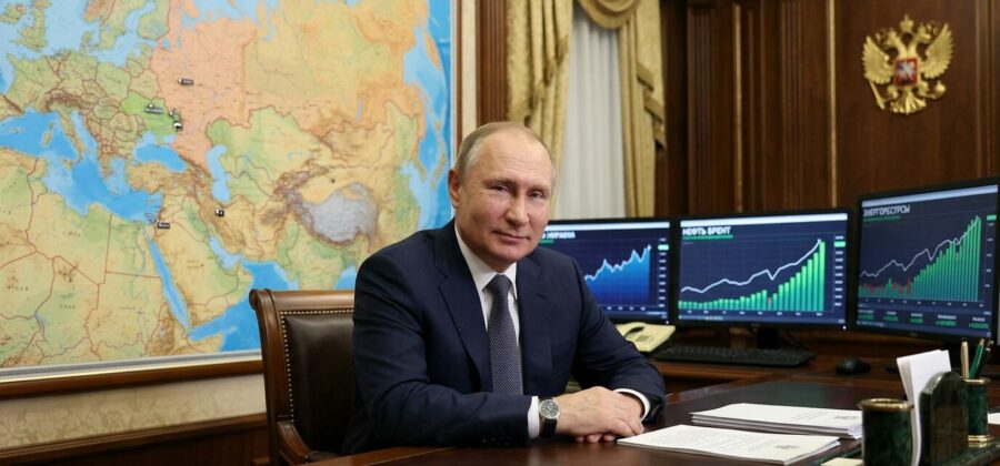 Tusk varuje: Válka na Blízkém východě hraje do karet Putinovi