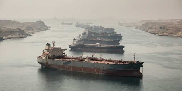 Když se zastaví Hormuz: Světová banka bije na poplach